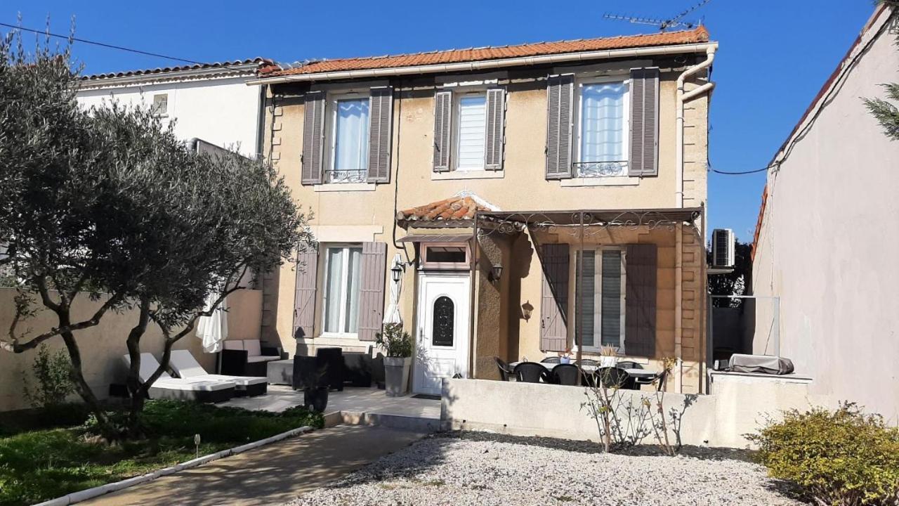 Maison Maloya 2 Chambres Avec Jardin Cavaillon Buitenkant foto